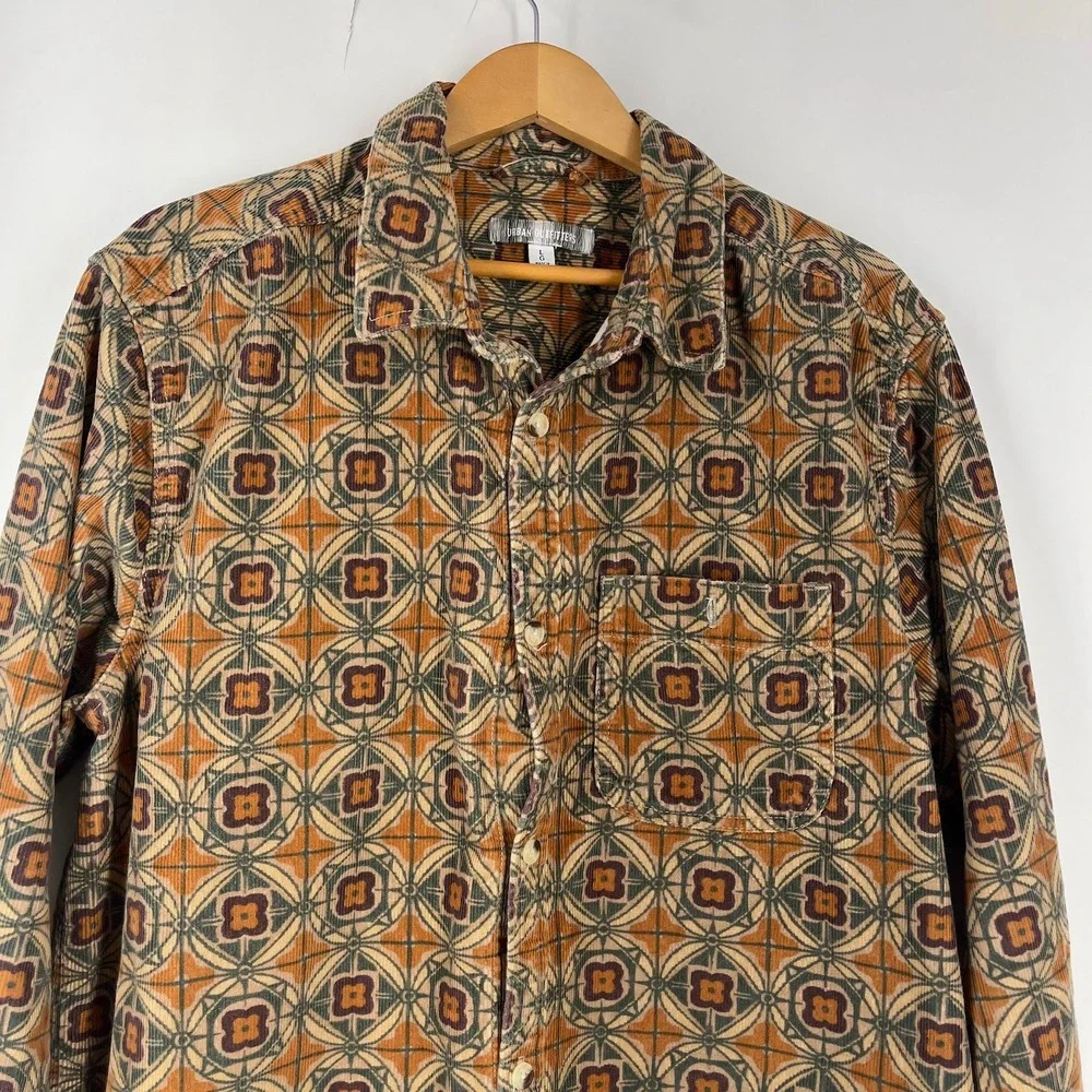 Urban Outfitters‎ Mens Corduroy Geometric Medallion Print Shirt Brown Tan Large